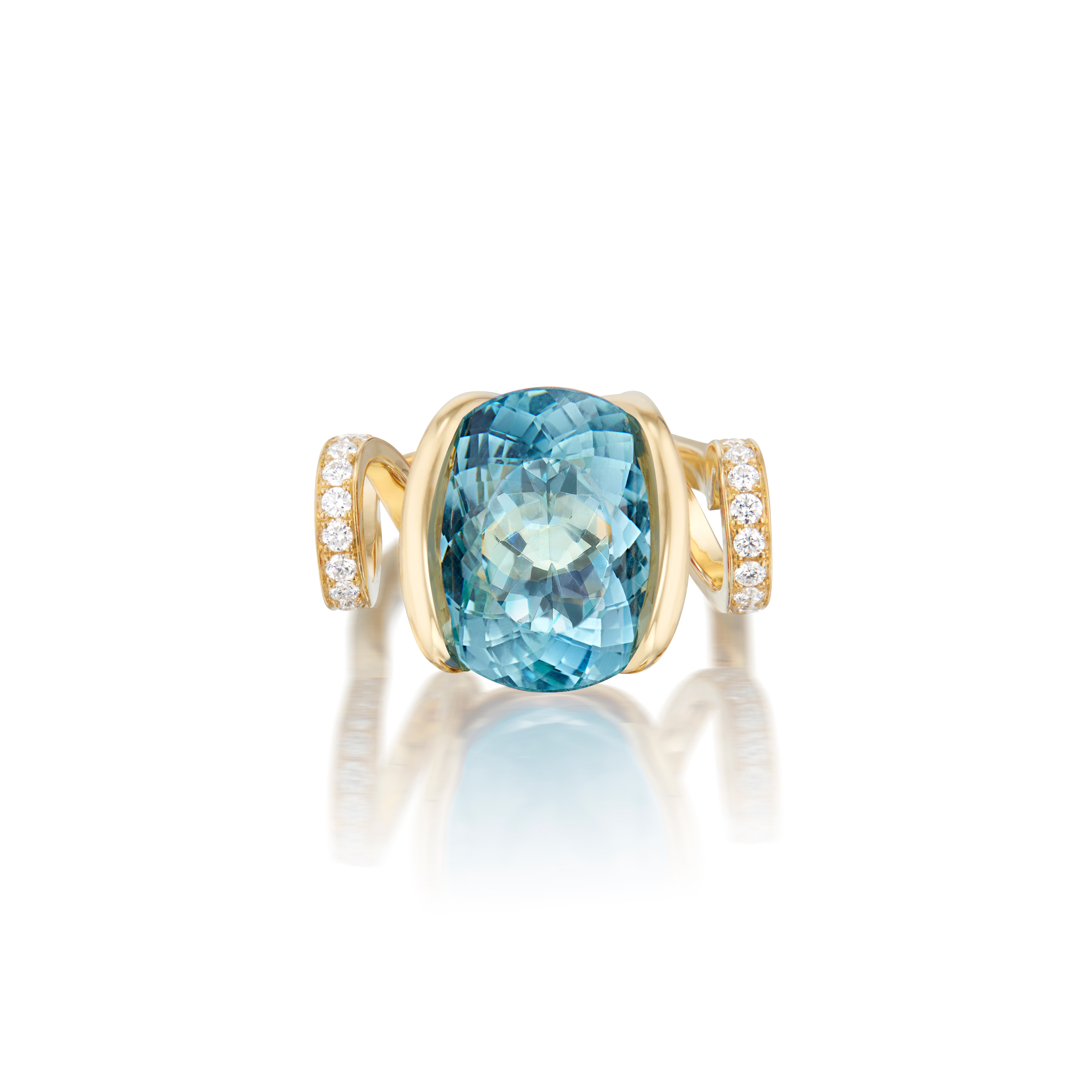 Front view of the Ice Curl Ring's Aquamarine center stone from Renisis by designer, Sardwell. It is made of 18K yellow gold with aquamarine and pavé diamonds. Its unique design includes a curled gold shape and setting.