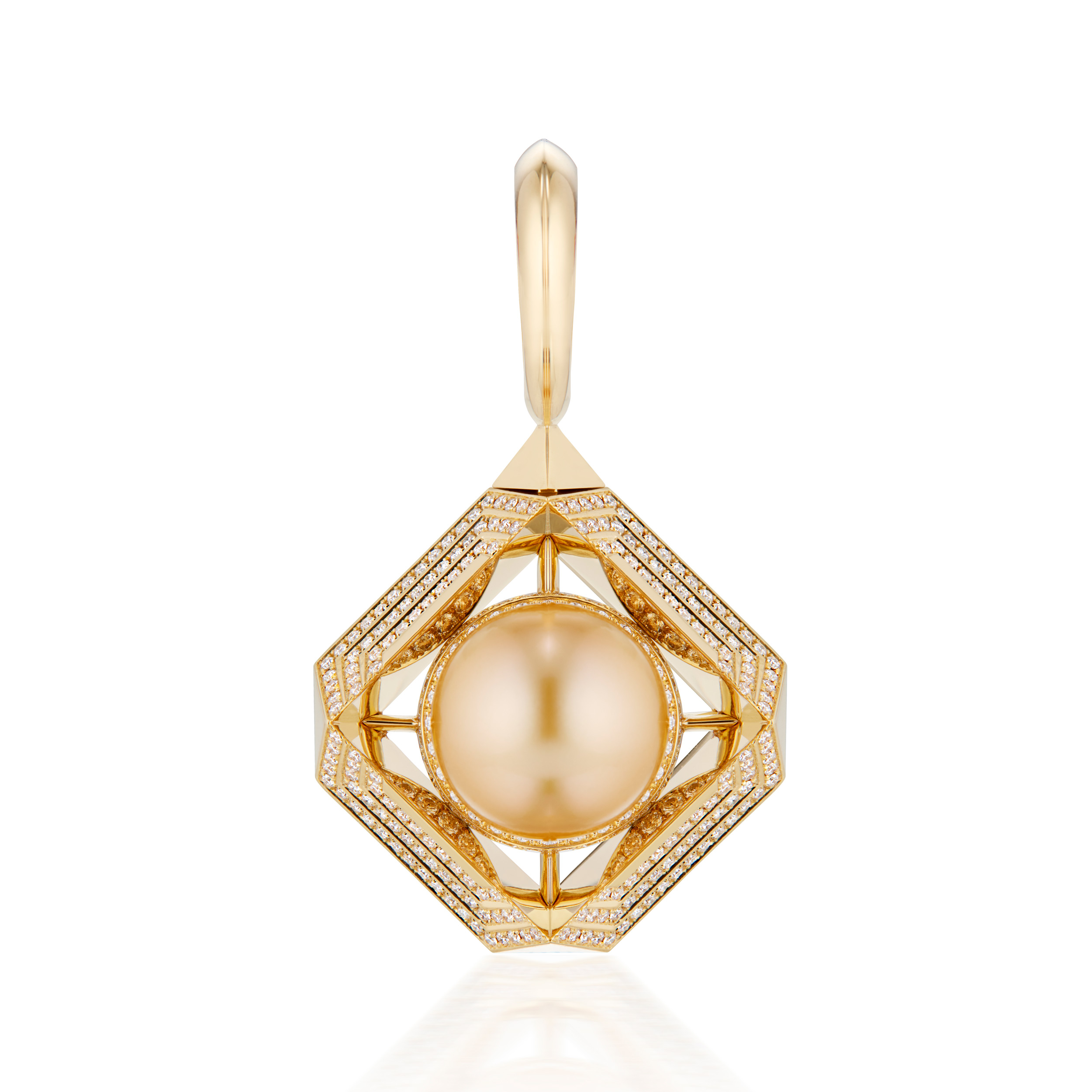 This is a large beautiful Guardian Gold Temple Pendant by Renisis, contains 18K yellow gold with a central golden South Sea Pearl framed with diamond patterns and geometric designs.